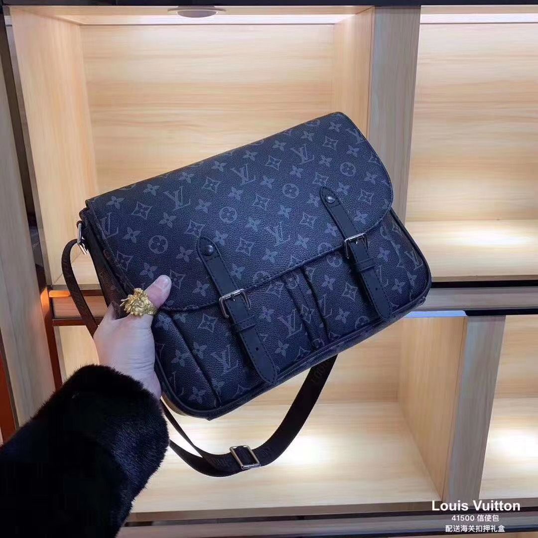 LV $81 gallery