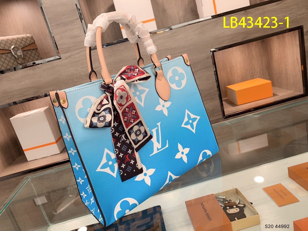 LV $81 gallery