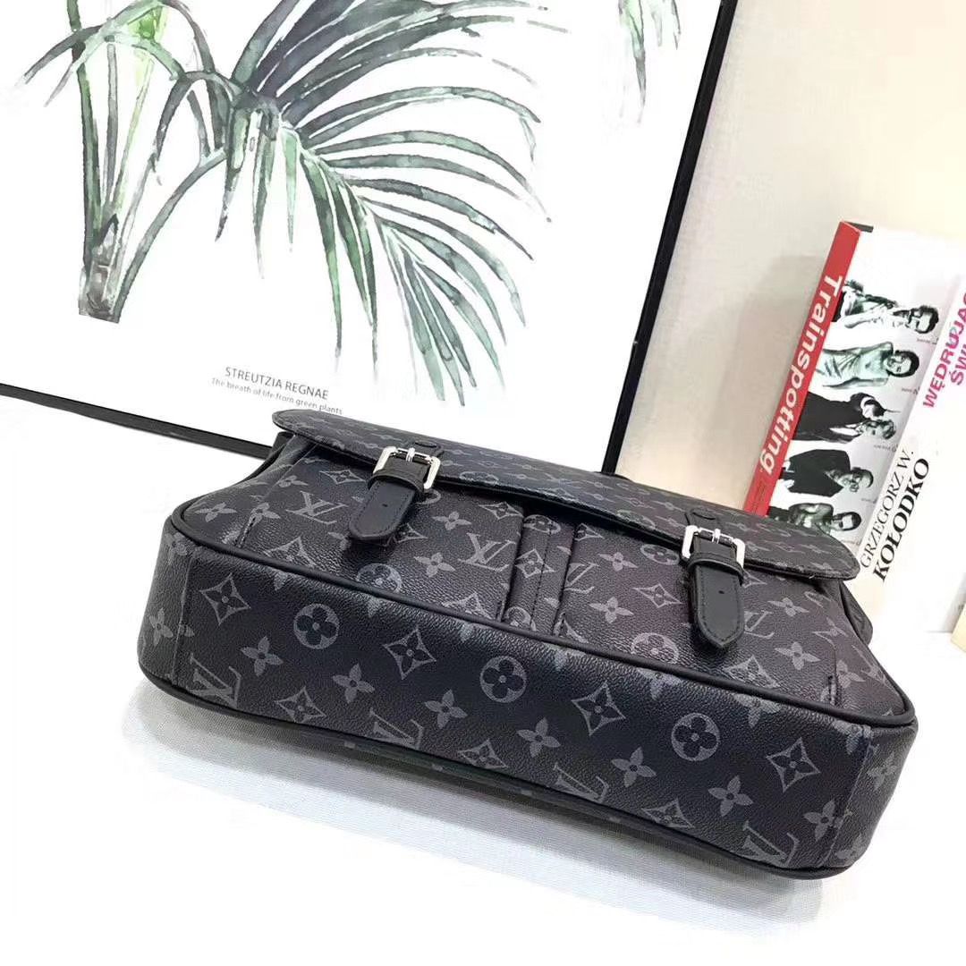 LV $81 gallery