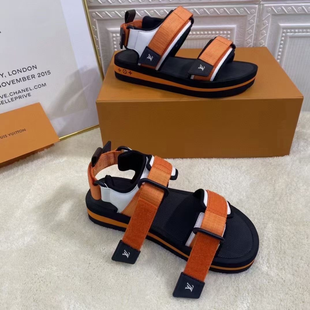 LV $81 gallery