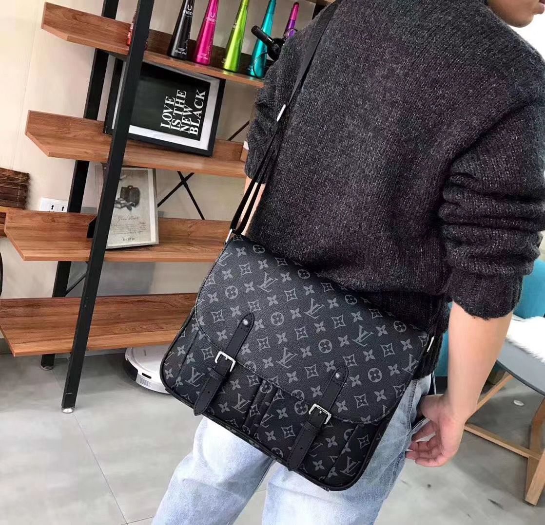 LV $81 gallery