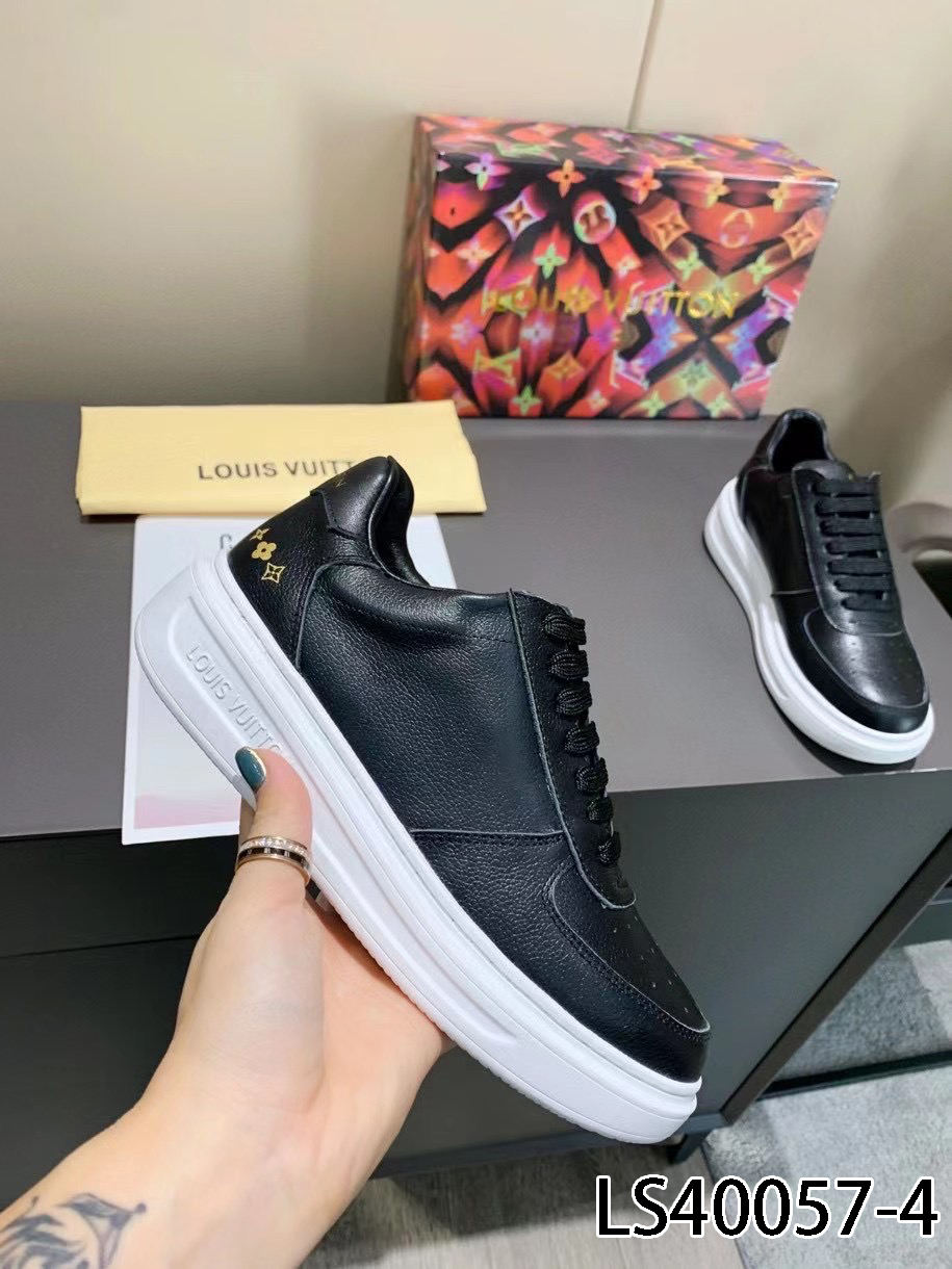 LV $81 gallery