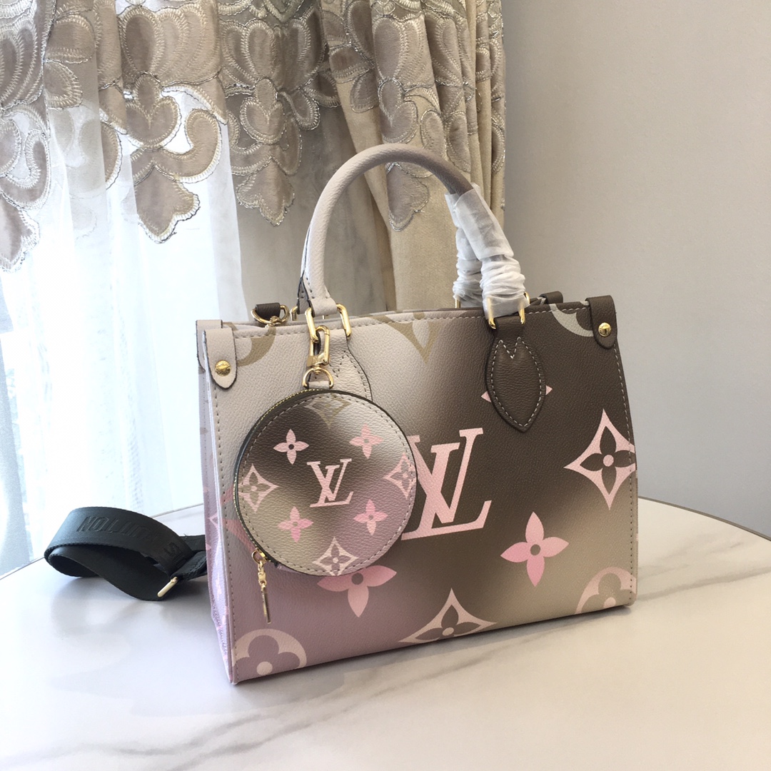 LV $82 gallery