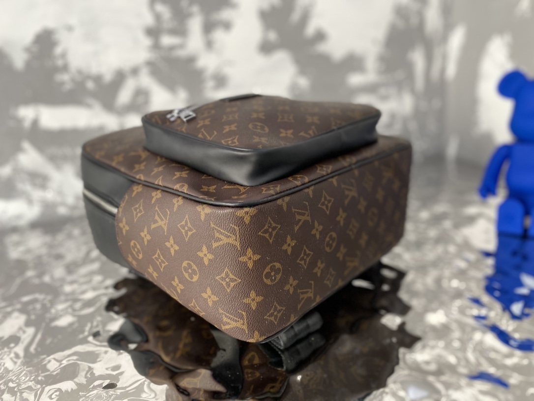 LV $82 gallery