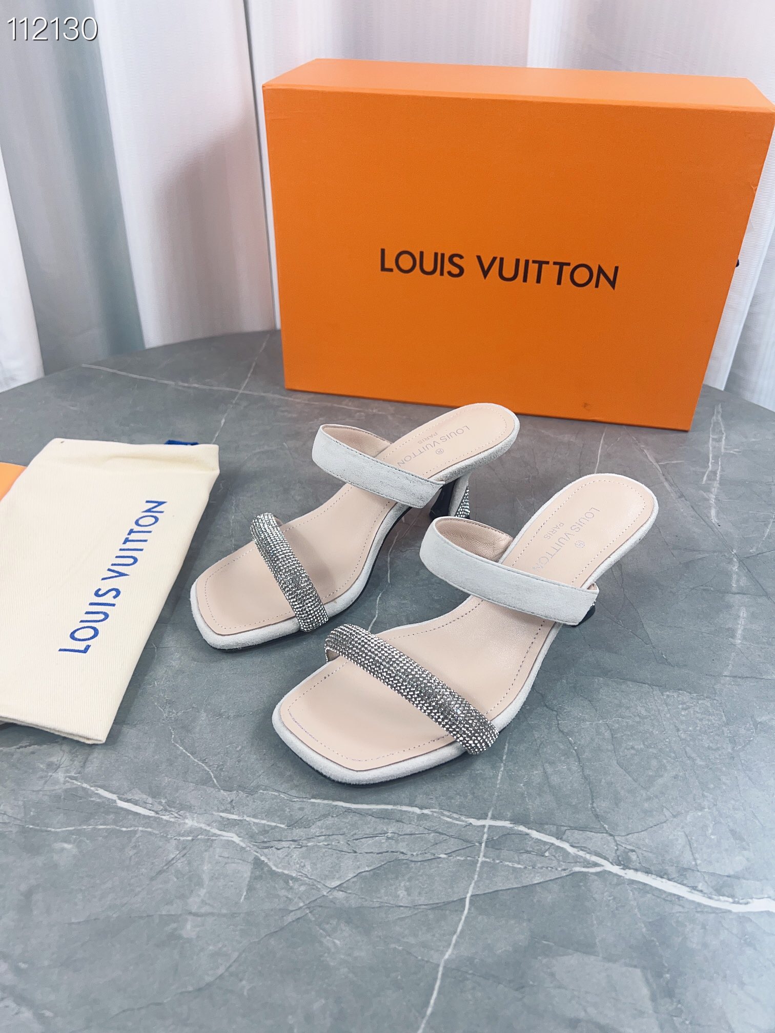 LV $82 gallery