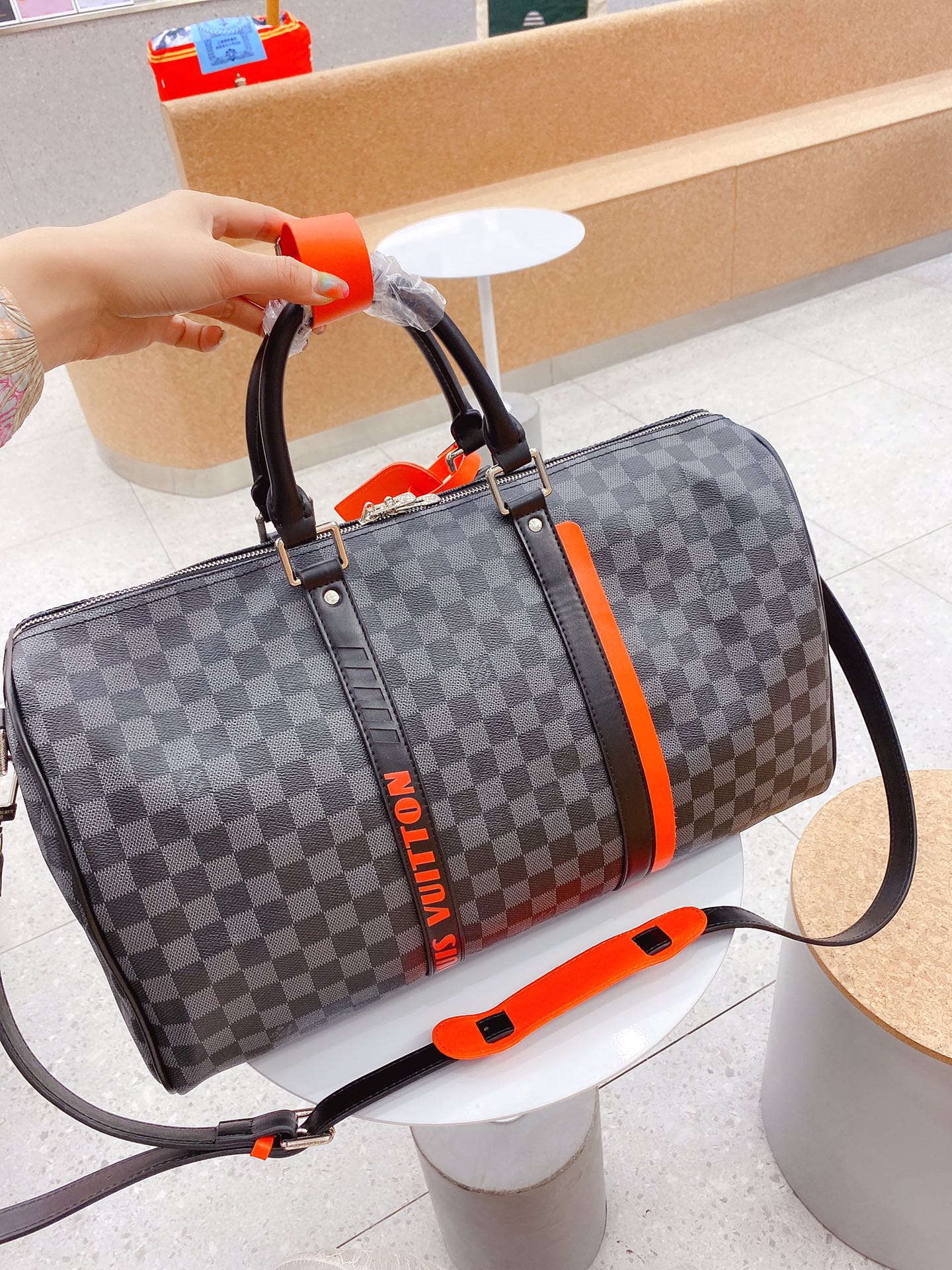 LV $82 gallery