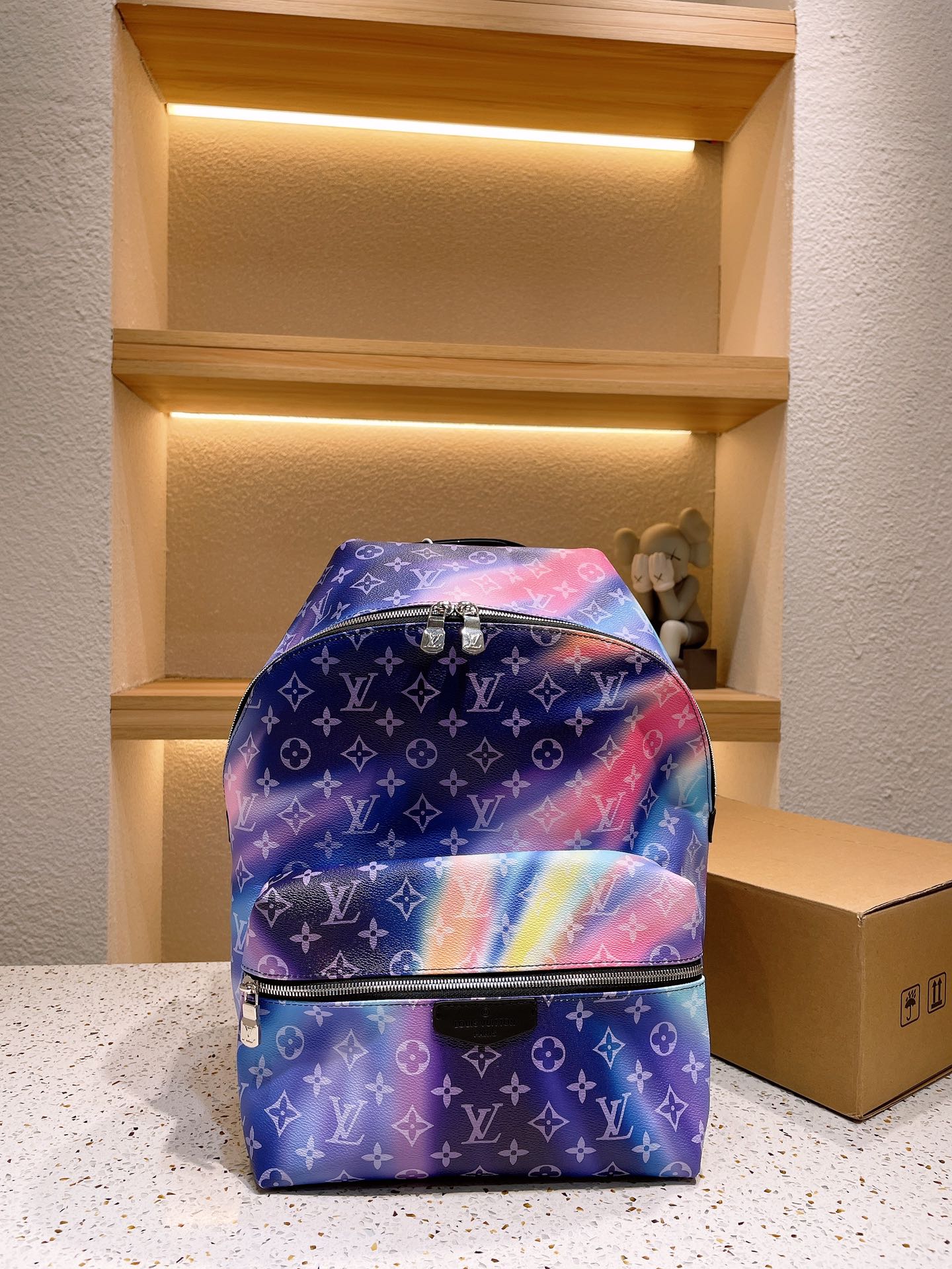 LV $82 gallery