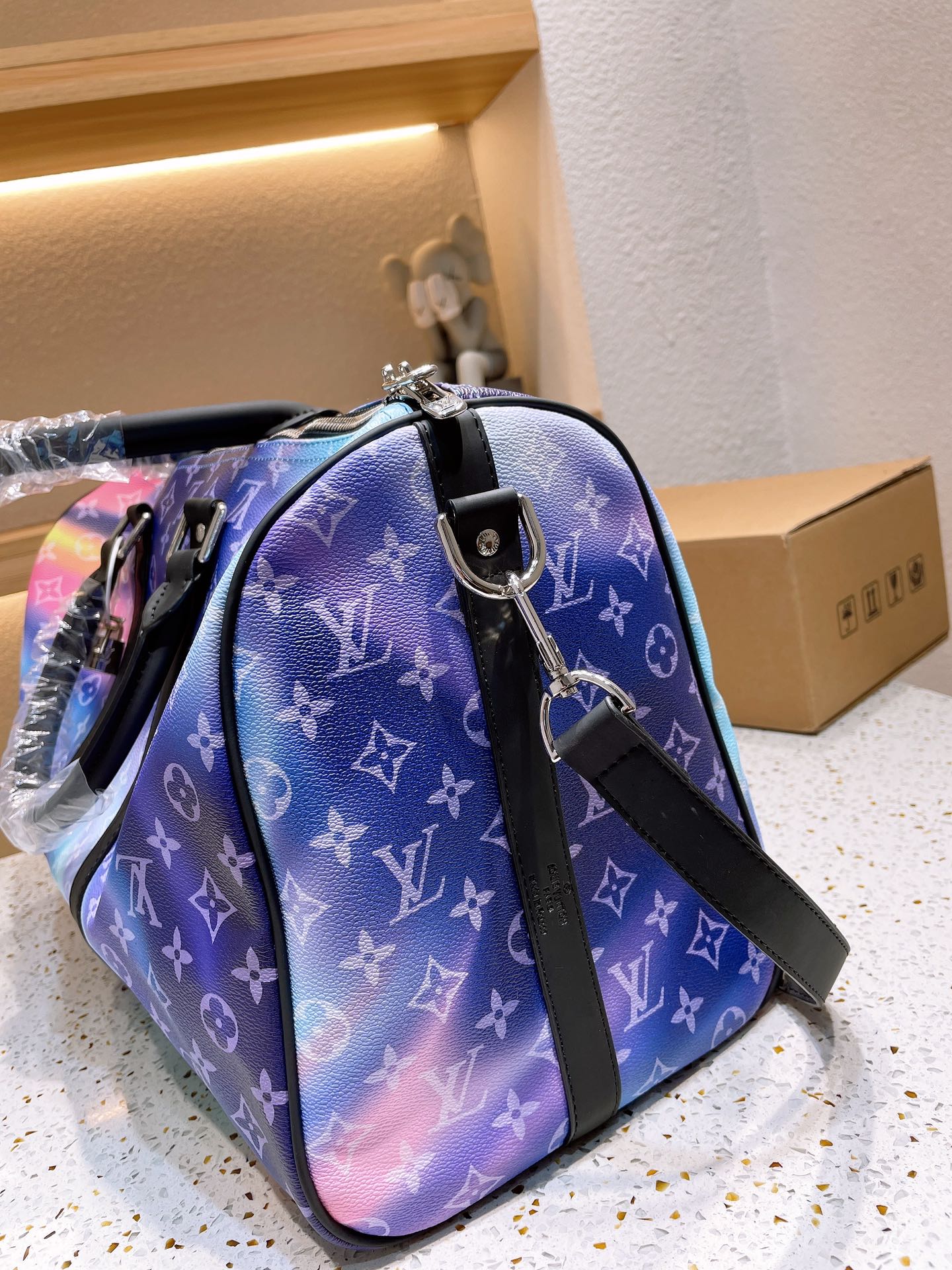 LV $82 gallery