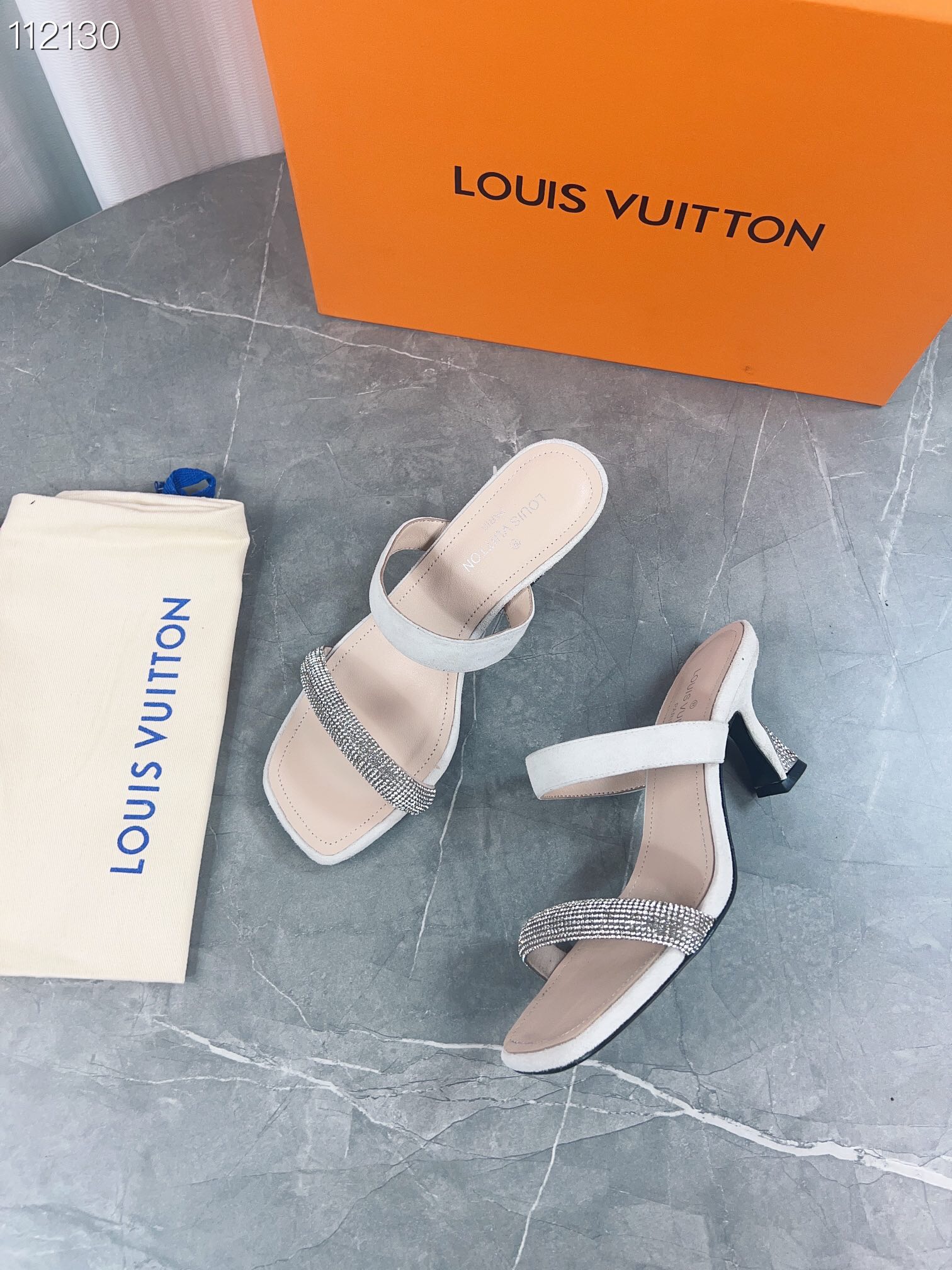 LV $82 gallery