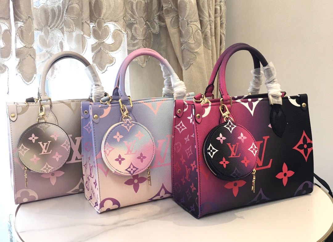 LV $82 gallery