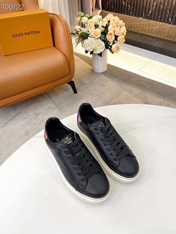 LV $82 gallery