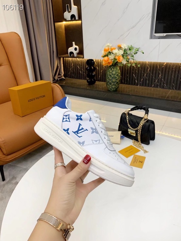 LV $82 gallery