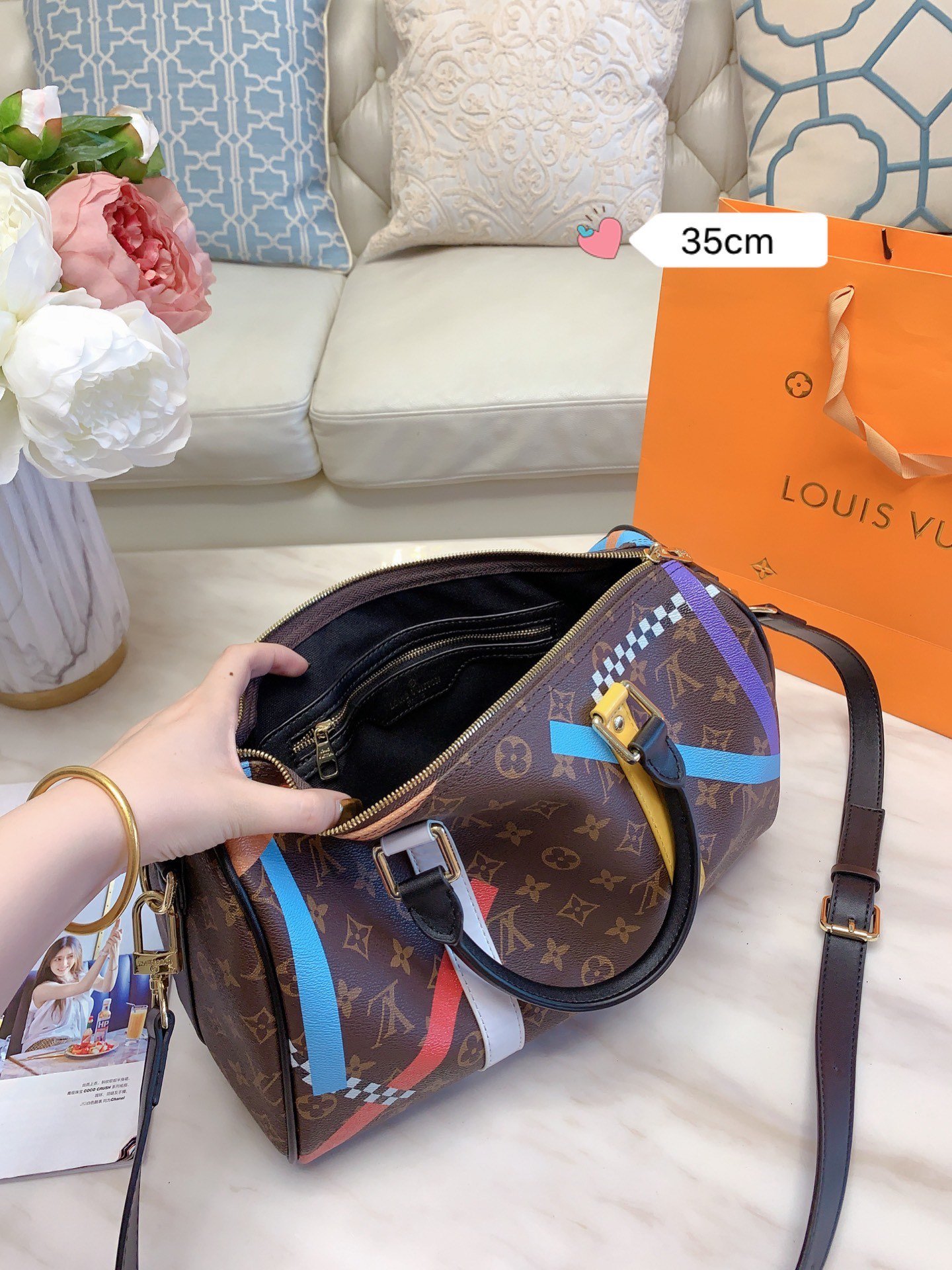 LV $82 gallery