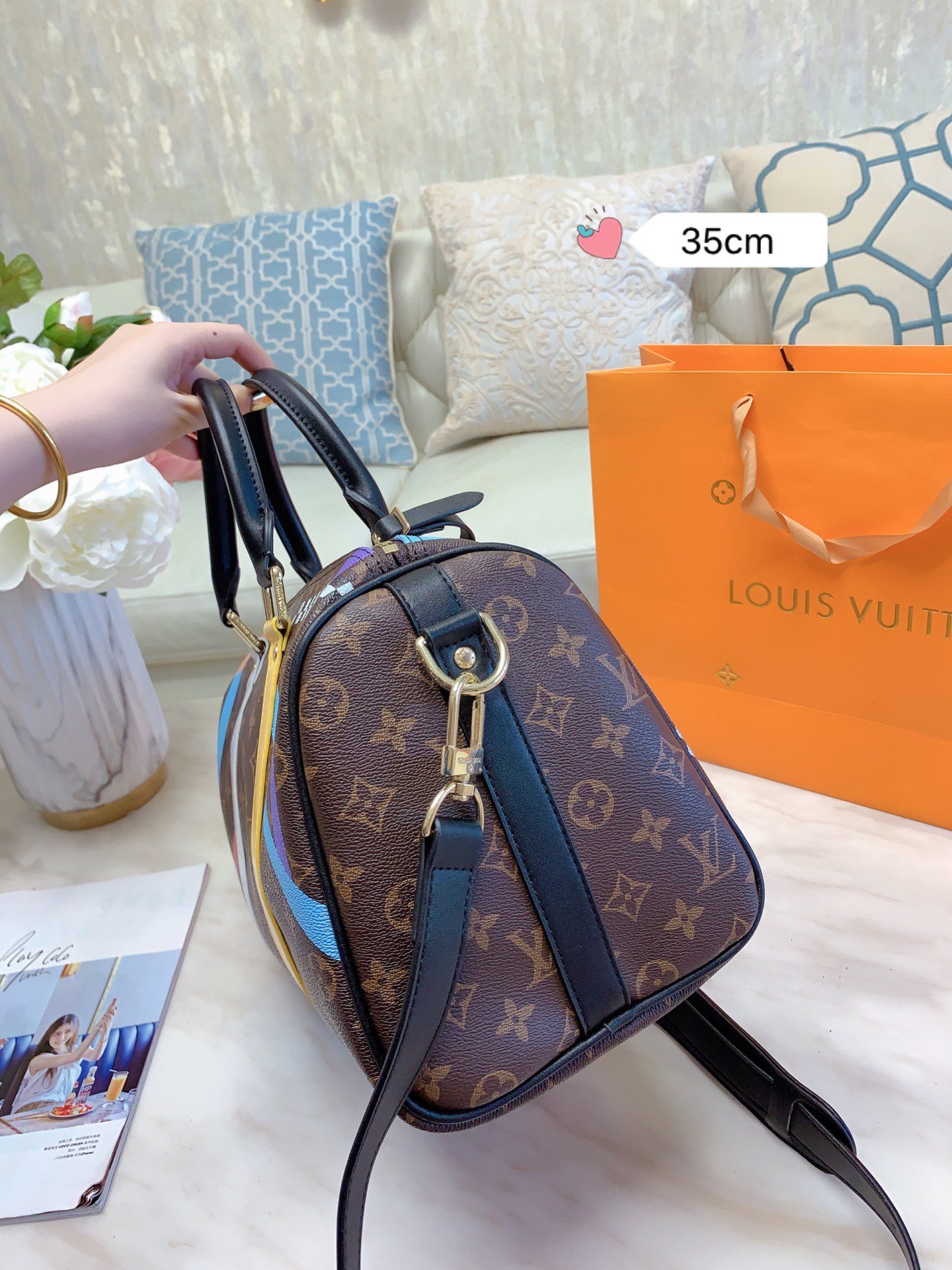 LV $82 gallery