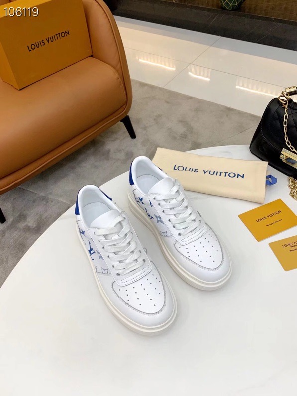 LV $82 gallery