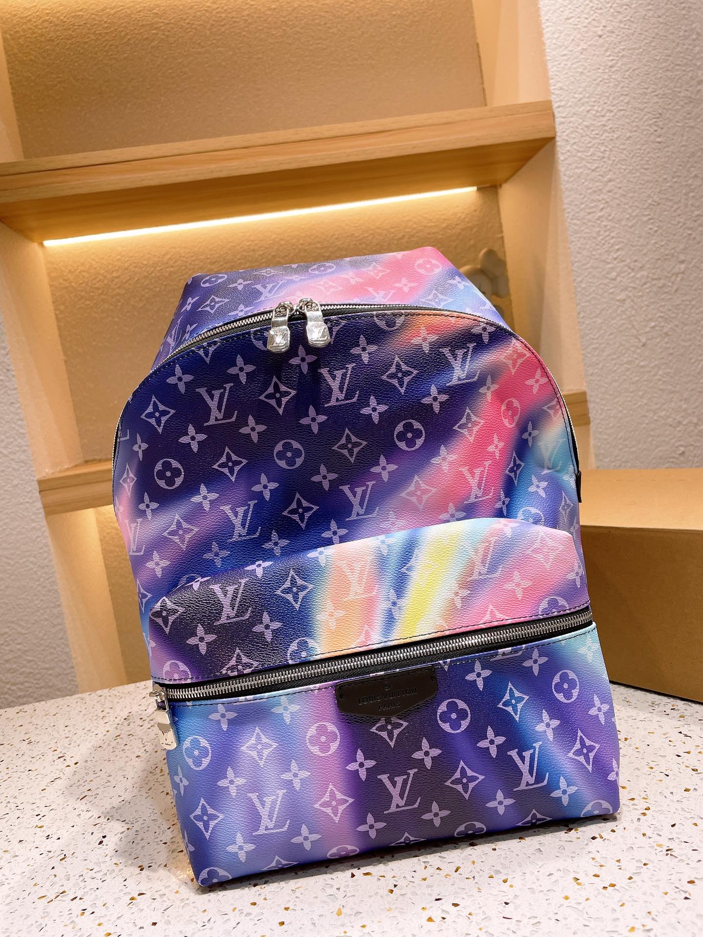 LV $82 gallery