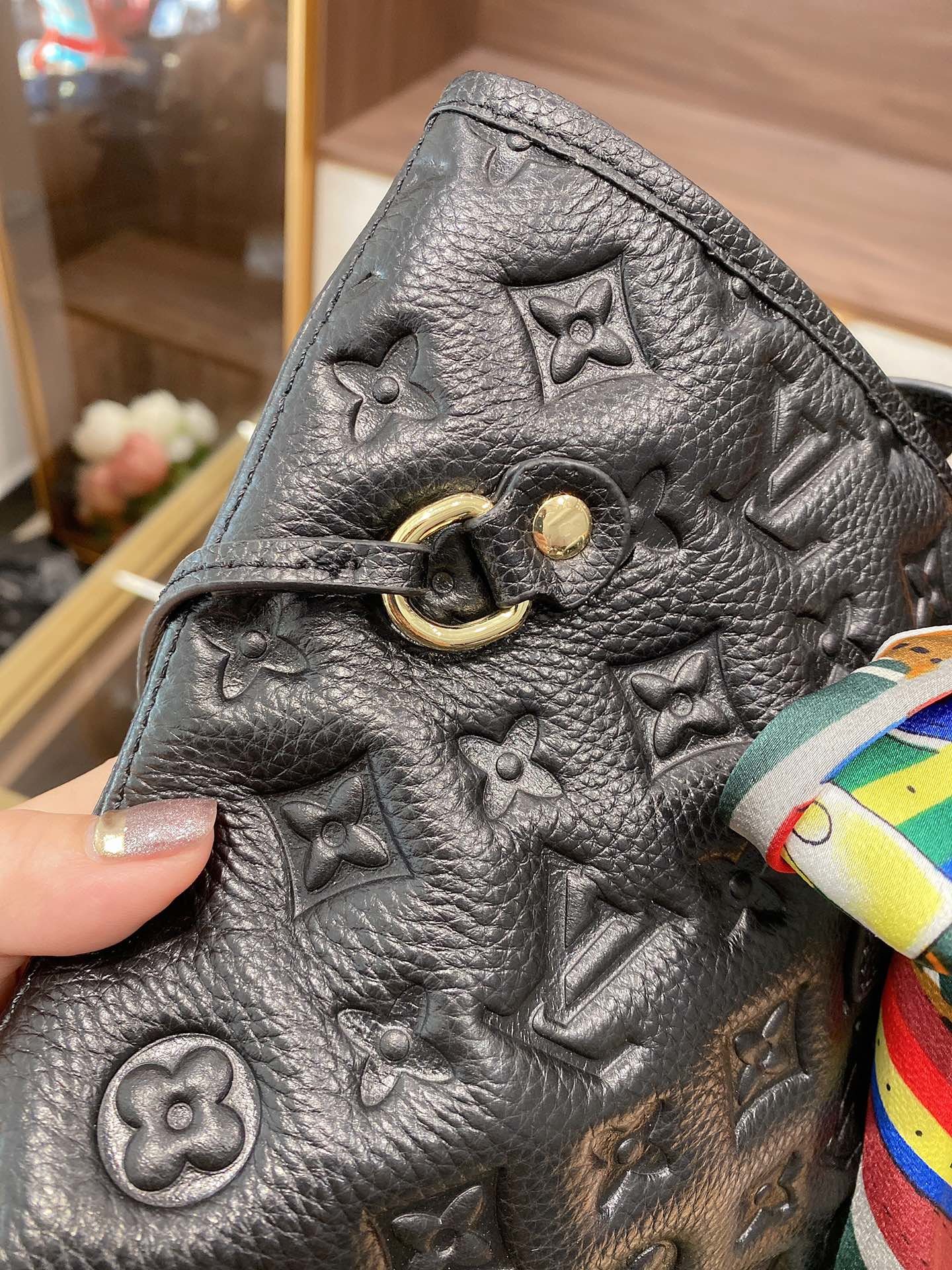 LV $82 gallery