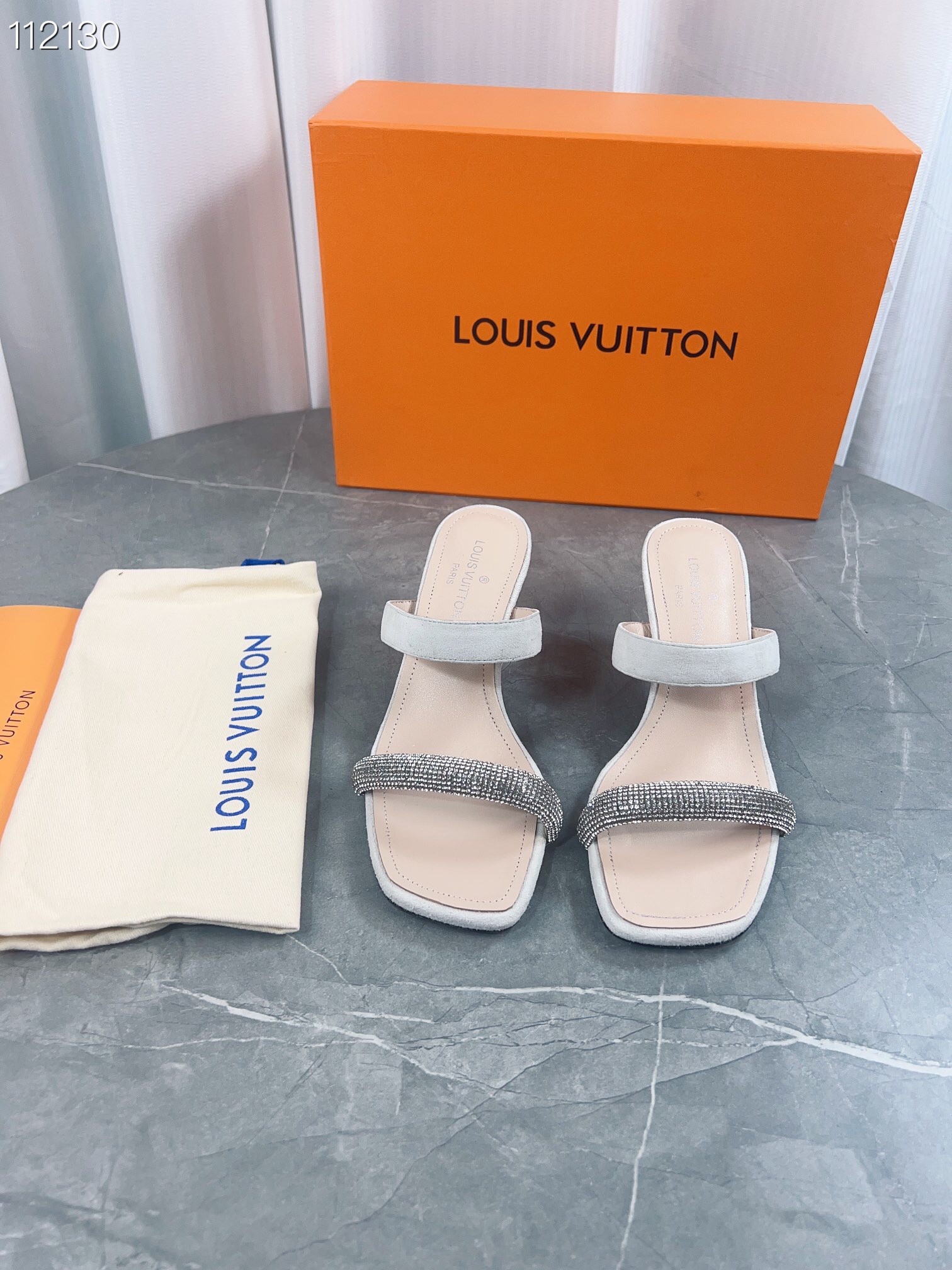 LV $82 gallery