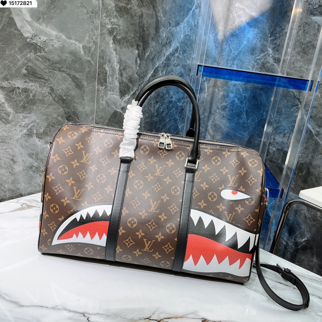 LV $82 gallery