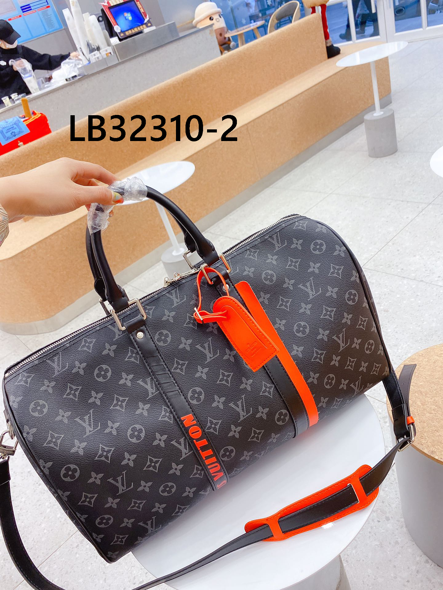 LV $82 gallery