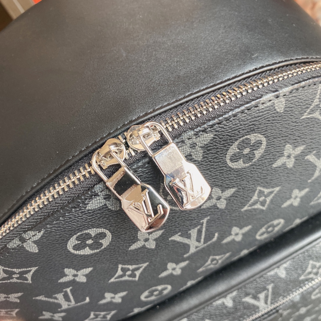 LV $83 gallery