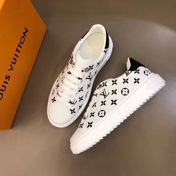 LV $83 gallery