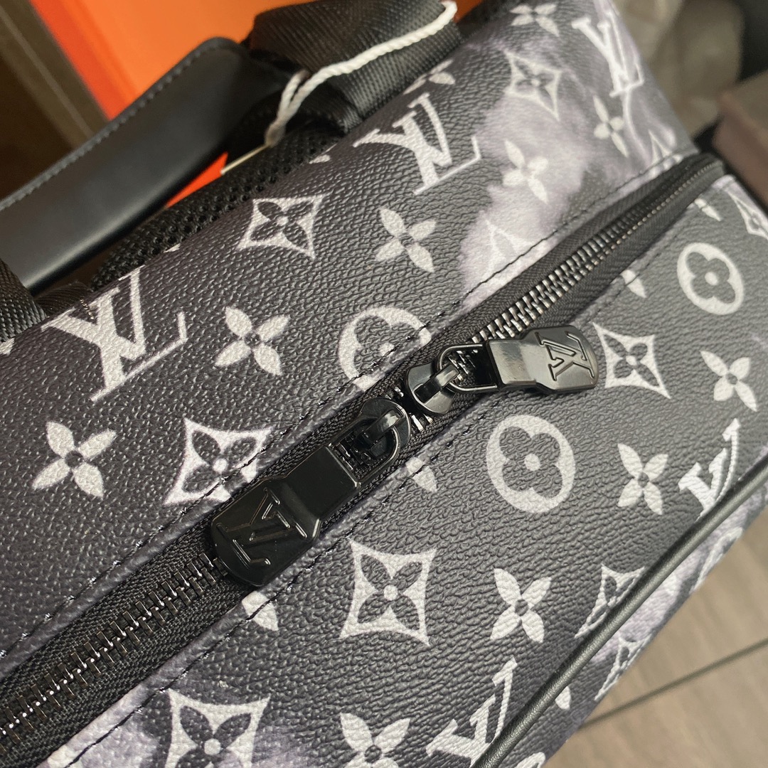 LV $83 gallery