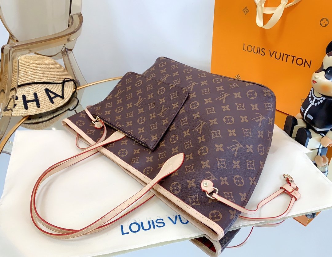 LV $83 gallery