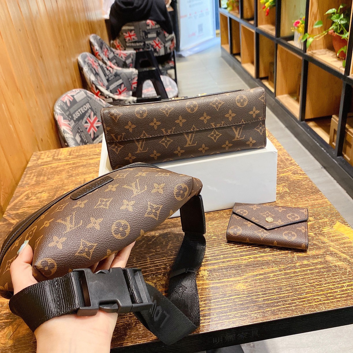 LV $83 gallery