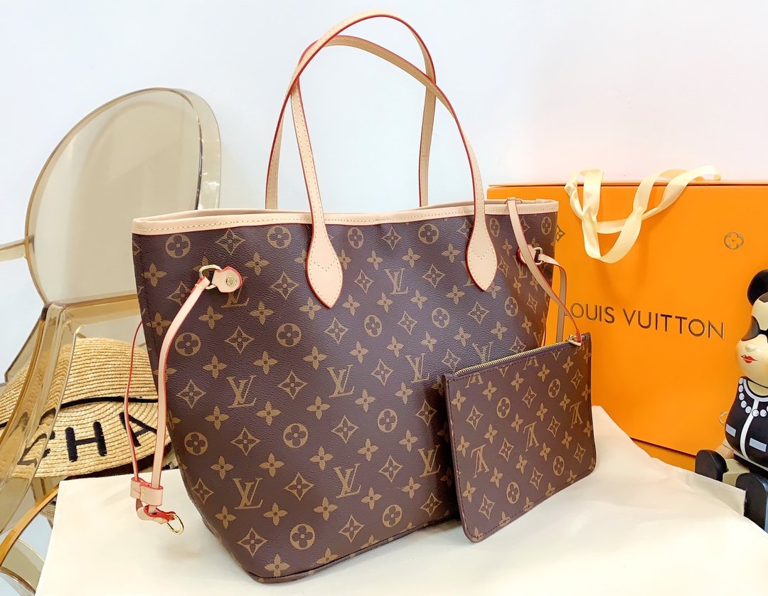 LV $83 gallery