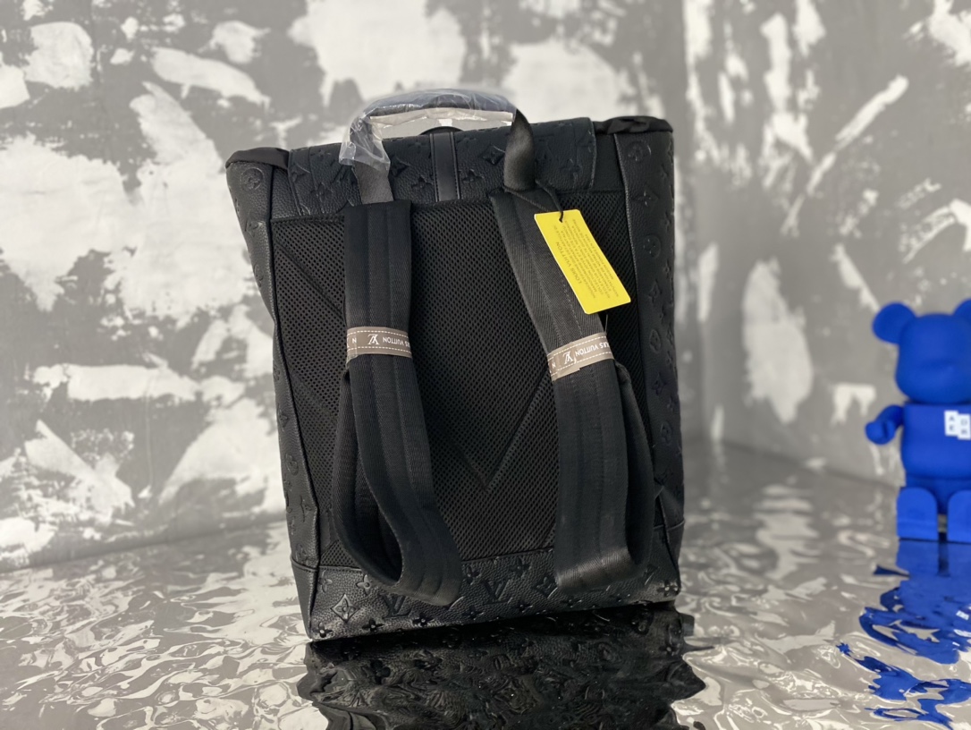 LV $84 gallery