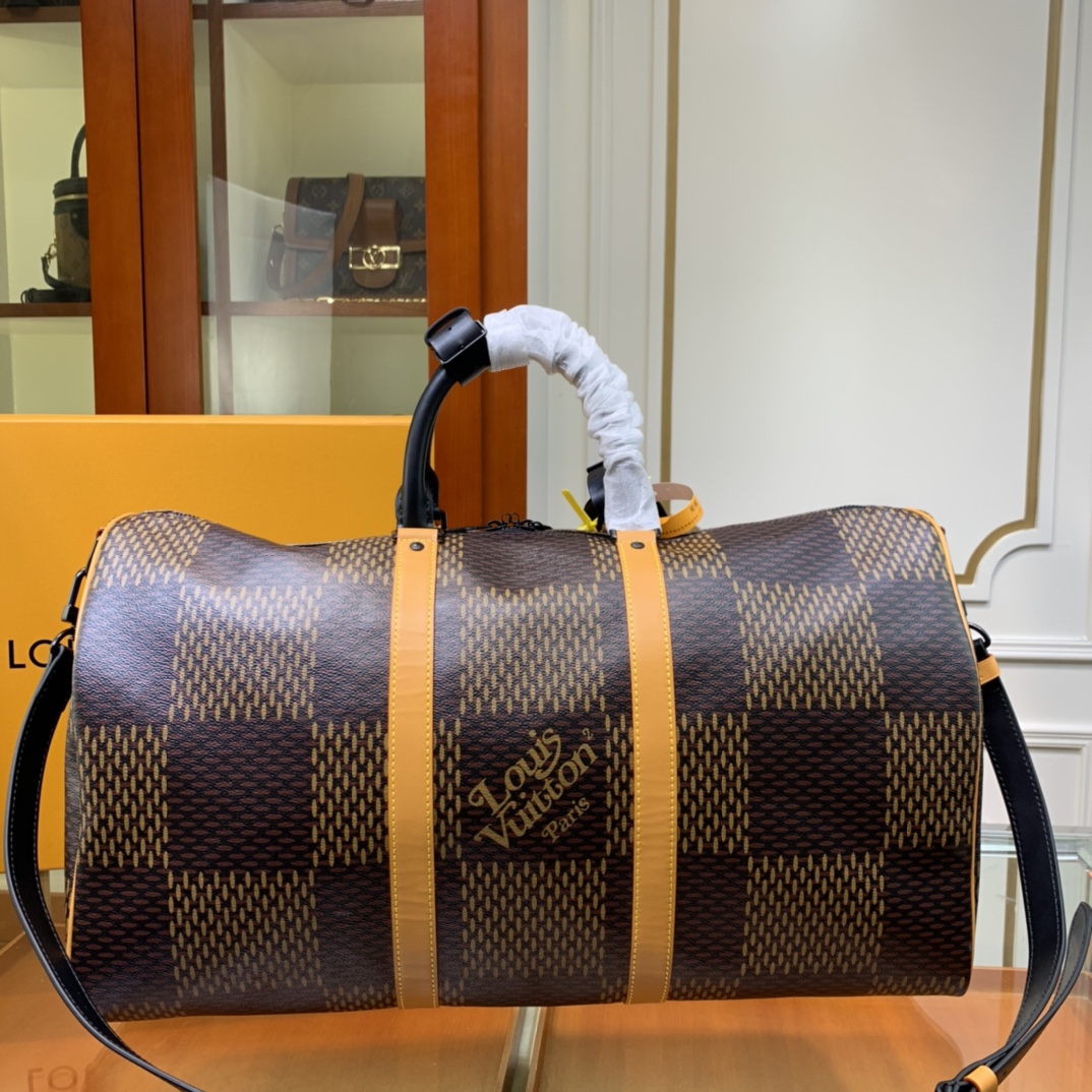 LV $84 gallery