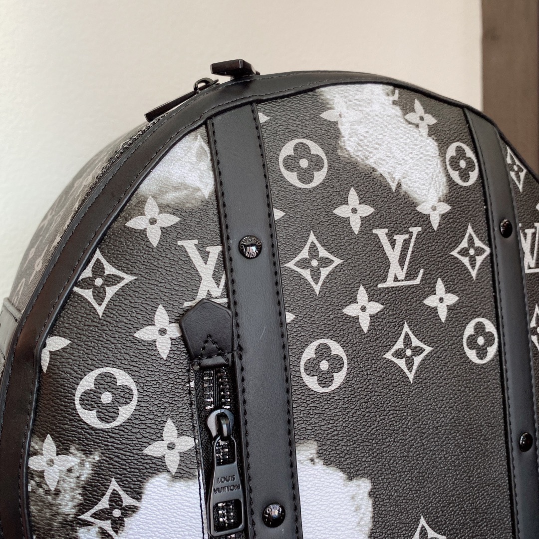 LV $84 gallery