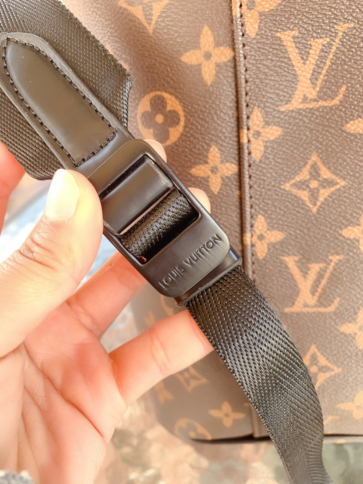 LV $84 gallery