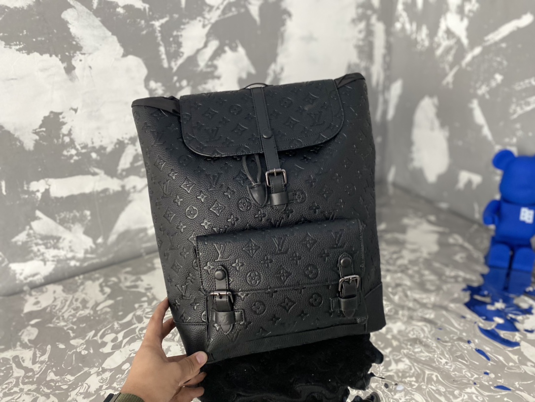 LV $84 gallery