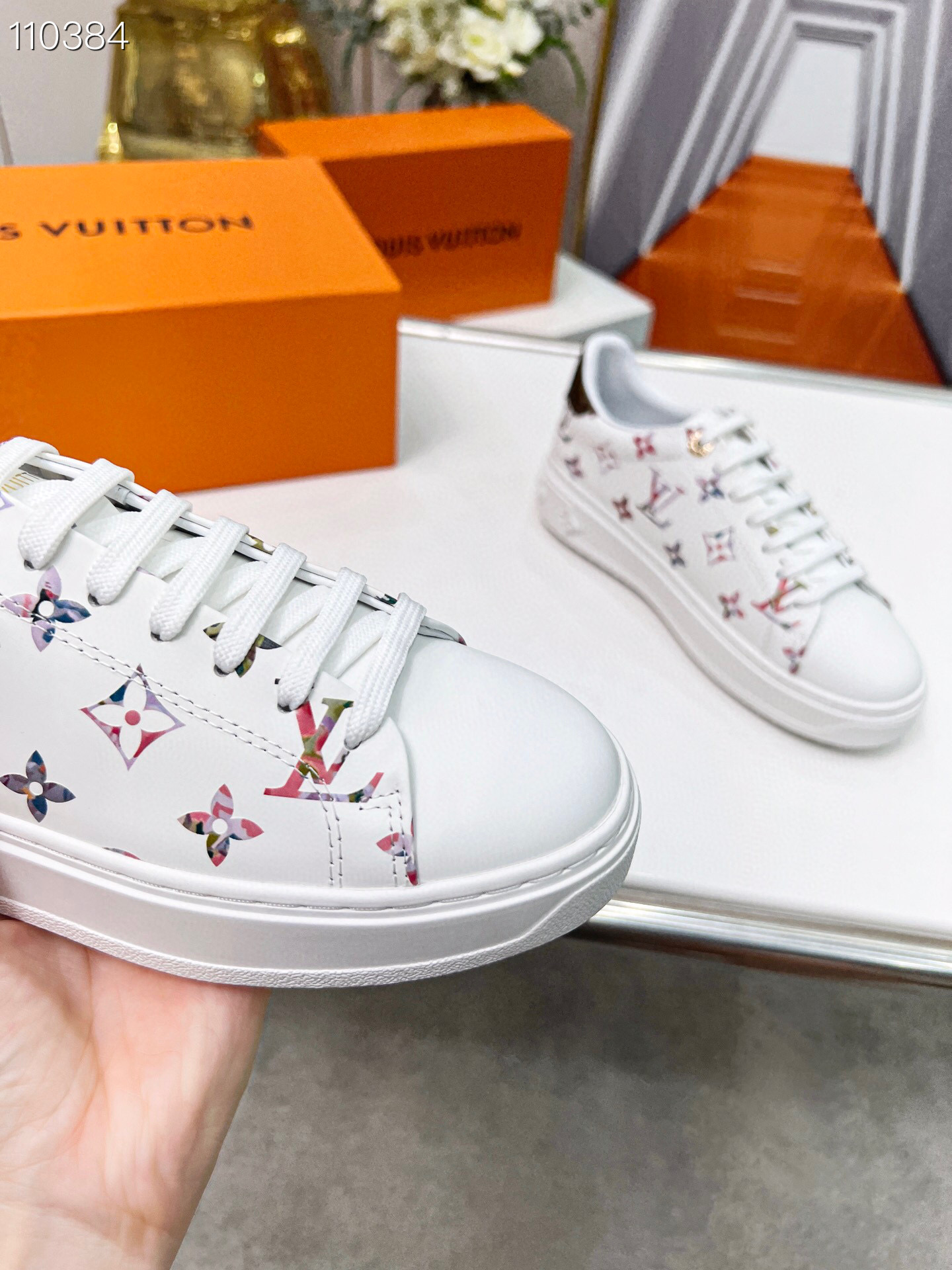 LV $84 gallery