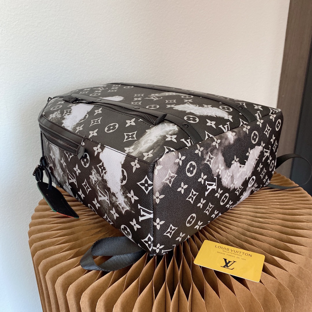 LV $84 gallery