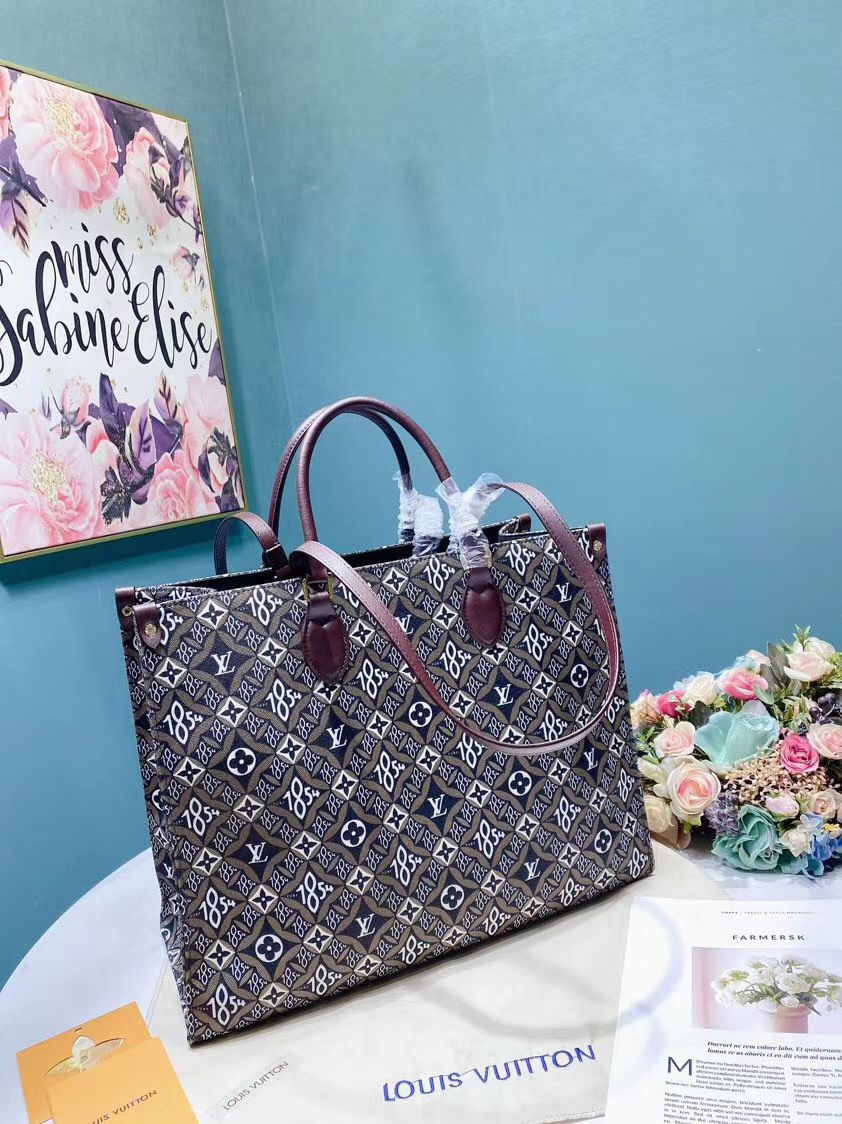 LV $84 gallery