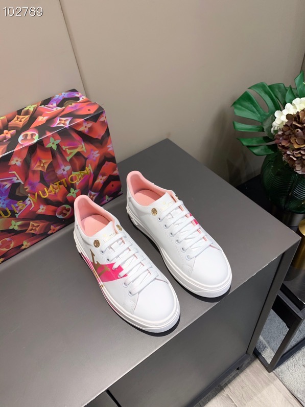 LV $85 gallery