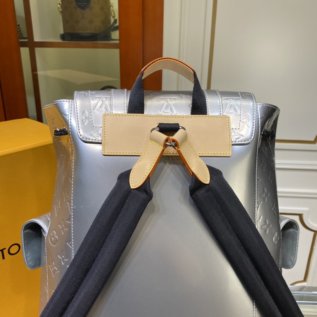 LV $85 gallery