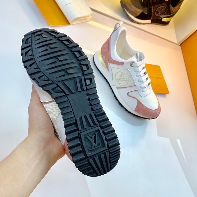 LV $85 gallery