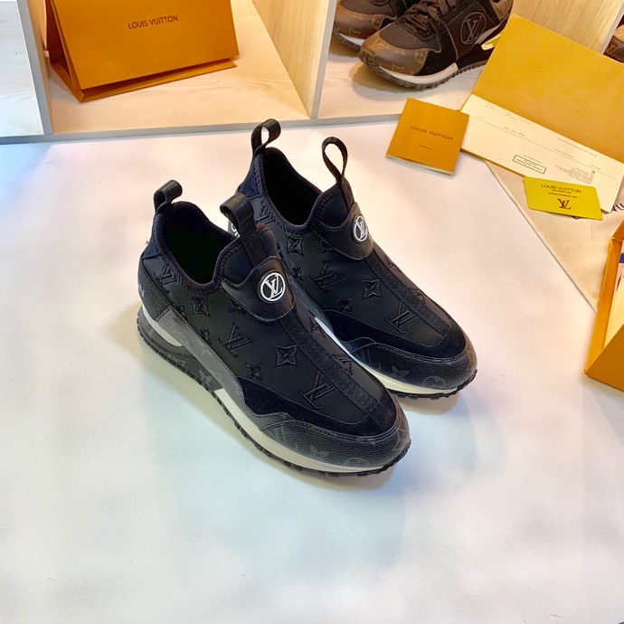 LV $85 gallery