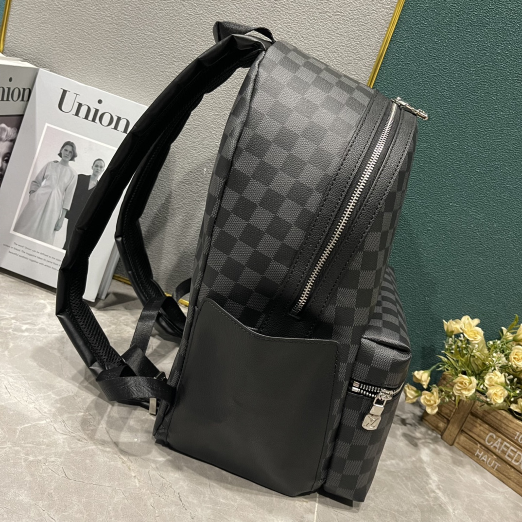 LV $85 gallery