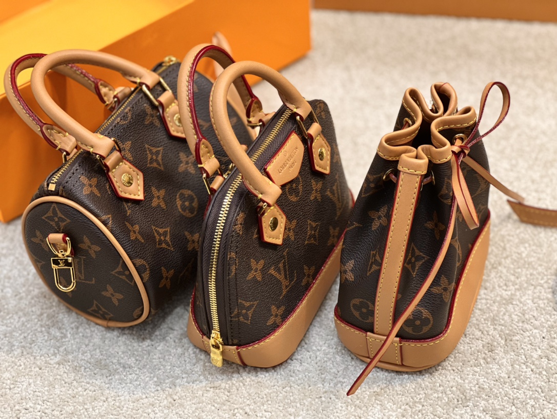 LV $85 gallery