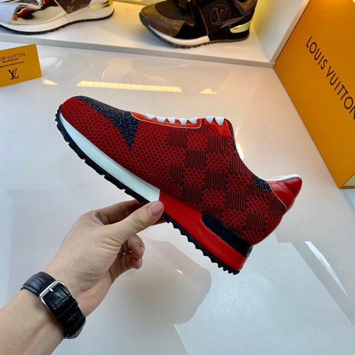 LV $85 gallery