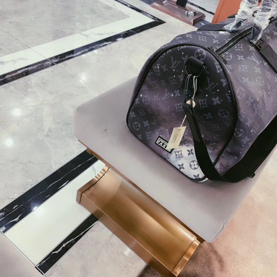 LV $85 gallery