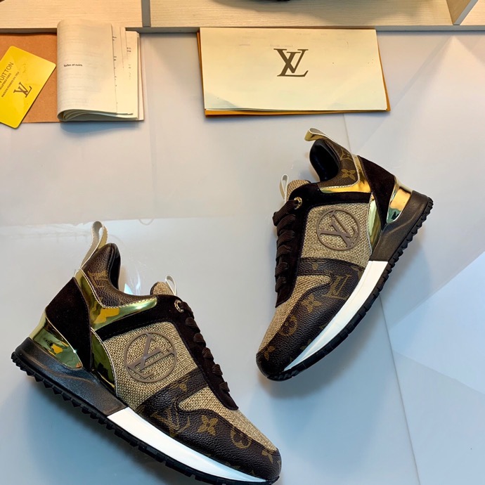 LV $85 gallery