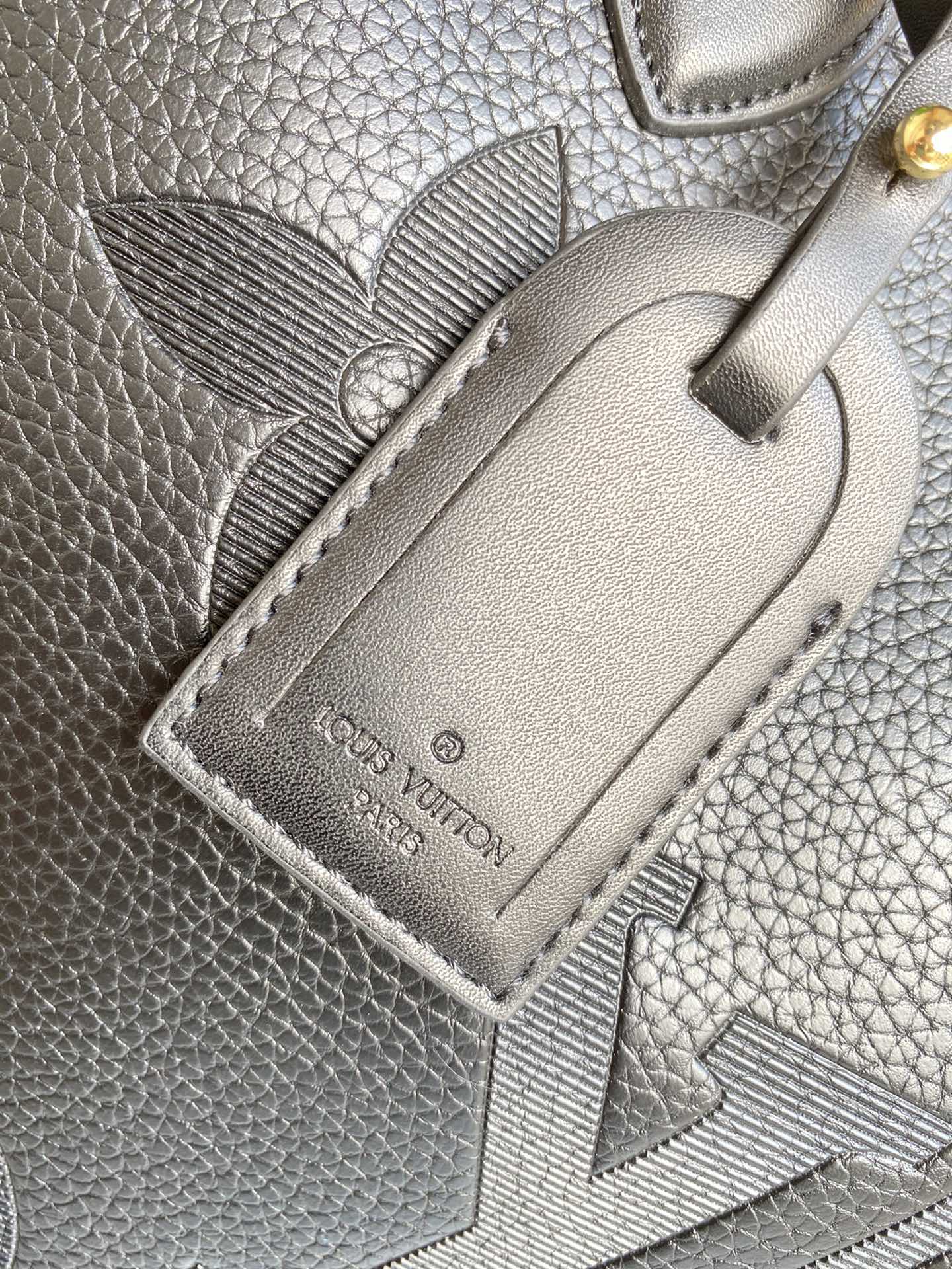 LV $85 gallery