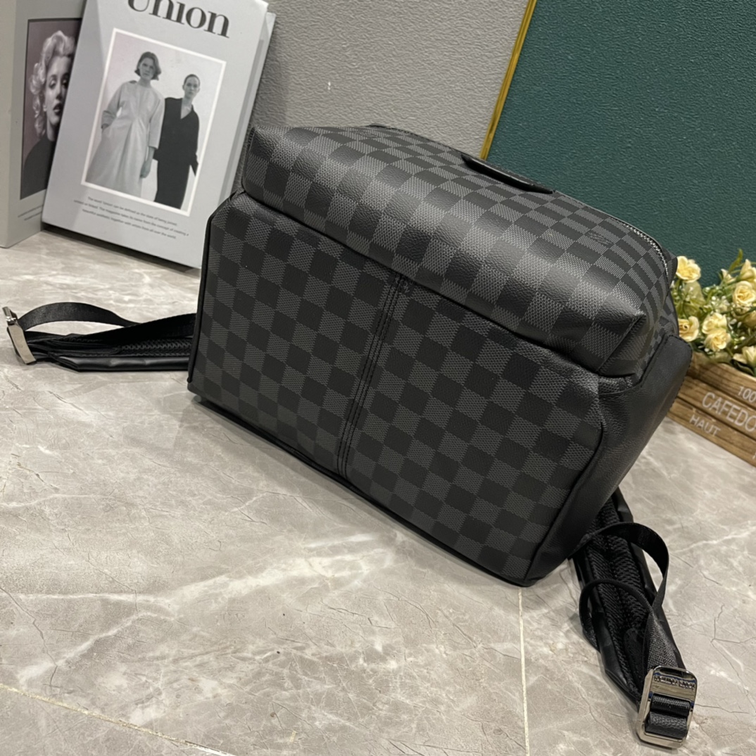 LV $85 gallery