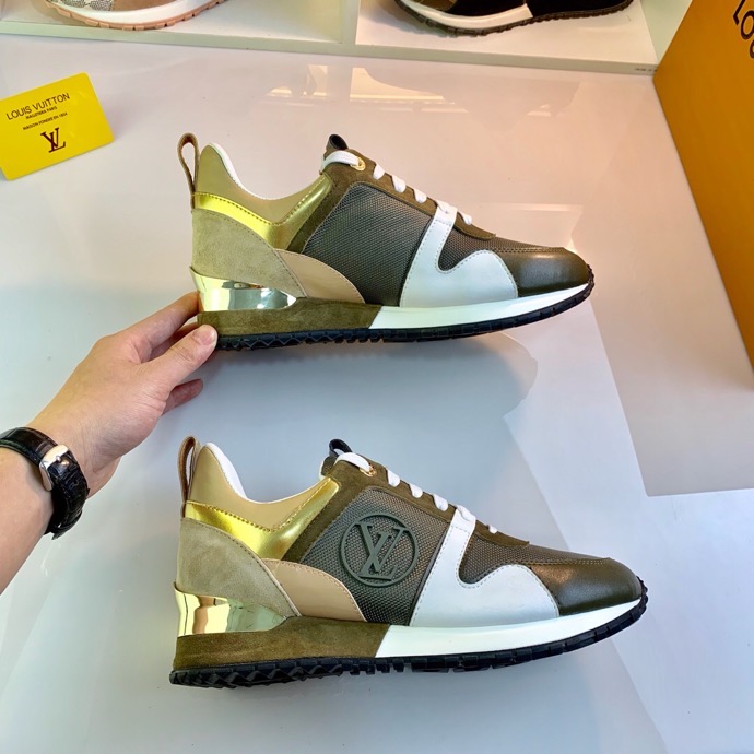 LV $85 gallery